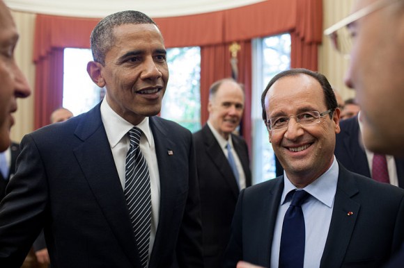 800px-Barack_Obama_and_Francois_Hollande_bilateral_meeting_May_18,_2012
